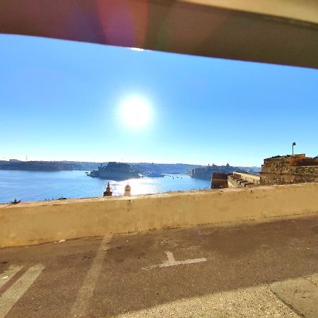 Ripple 23 Savynomad Harbour Residences Valletta Ngoại thất bức ảnh