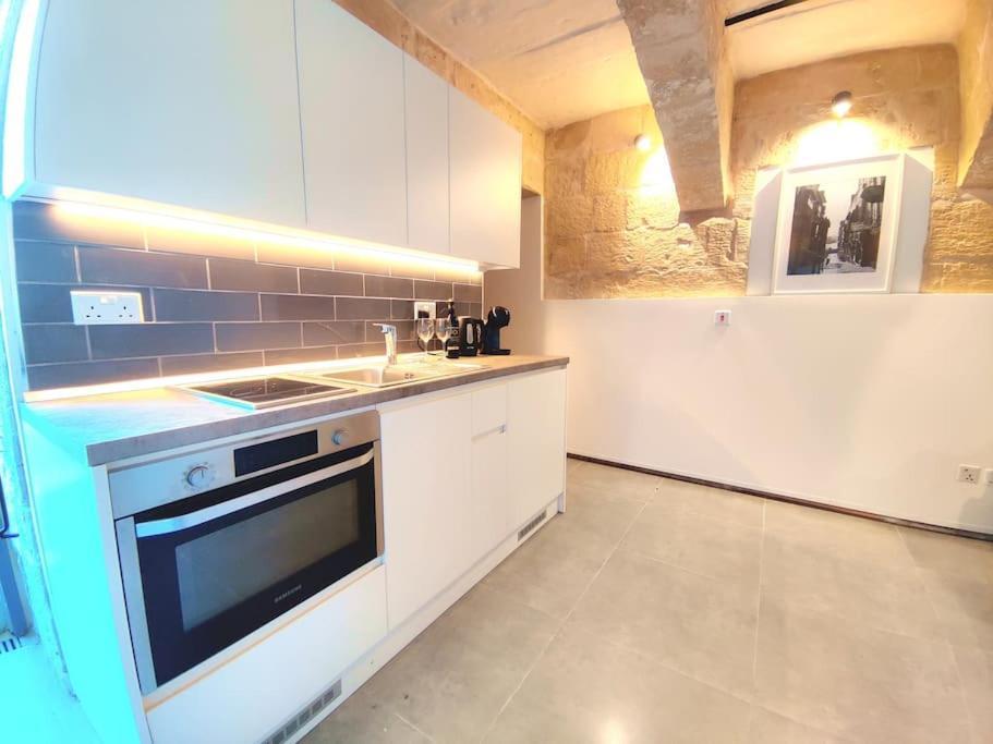 Ripple 23 Savynomad Harbour Residences Valletta Ngoại thất bức ảnh